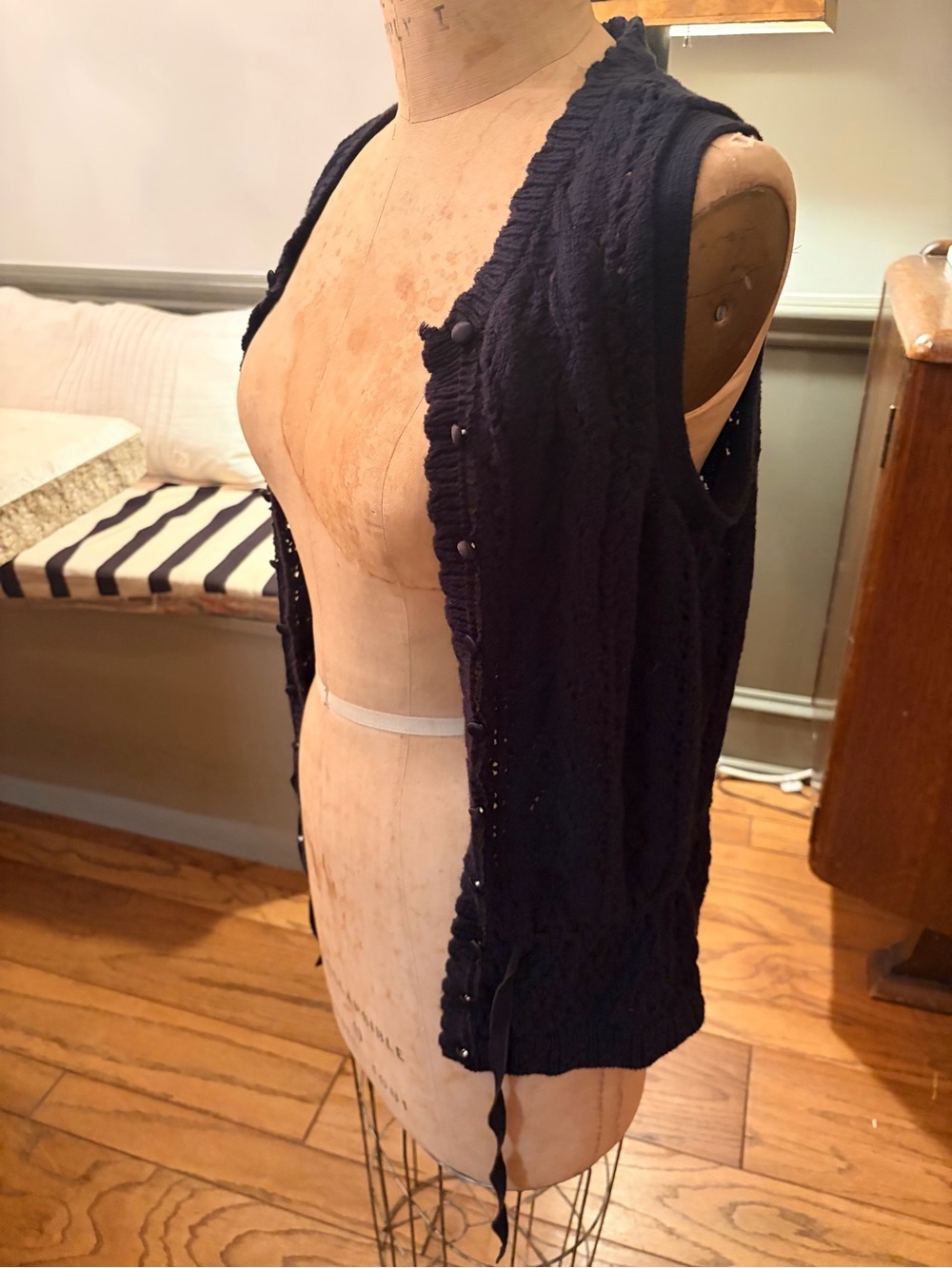 Tapemeasure Navy Cable Knit Button Front Sweater Vest Size M